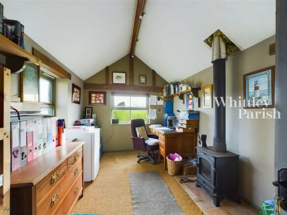 Photo 21