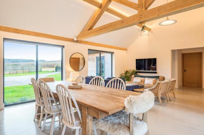 Kitchen/Dining