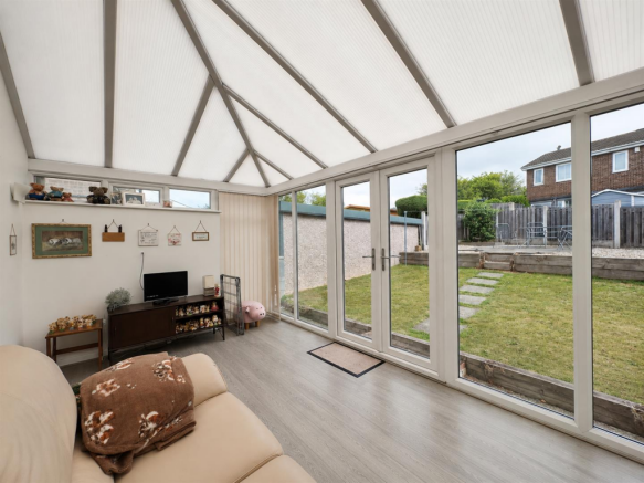 3 bed Detached for sale Image 11