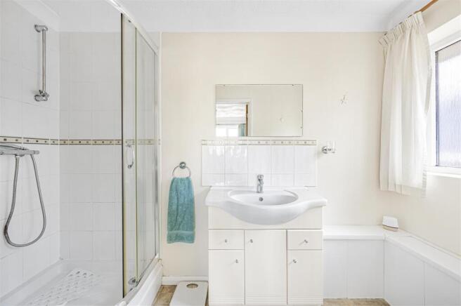 Ensuite Shower Room/WC