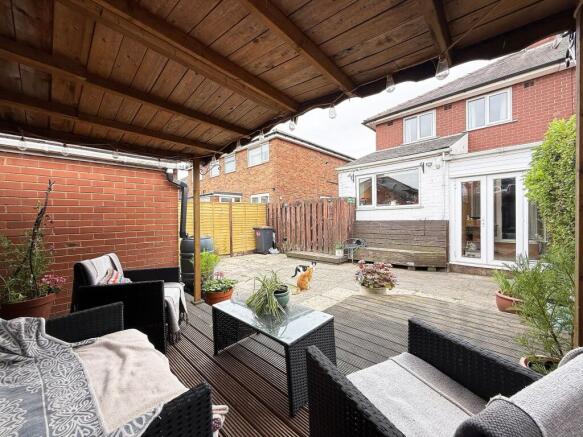 3 bed Semi-Detached for sale Image 12
