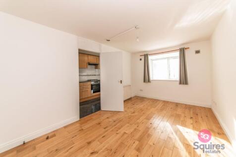Poplar Grove, London, N11