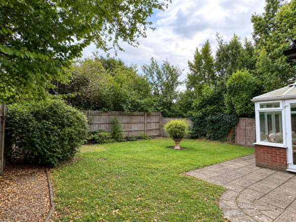 Brook Lane Garden.png