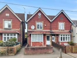 3, Woolmer Cottages, Petersfield Road, Greatham, Liss GU33 6AS