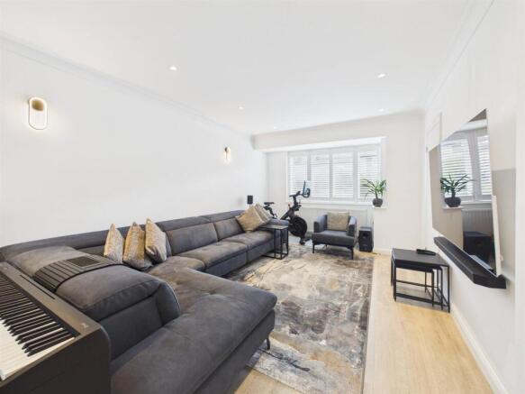 705dc9f99a8940058b77e163ddaaf097_100_CAM05080G0-PR