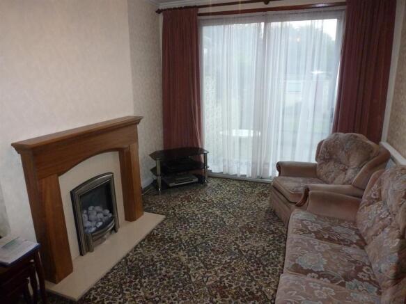Through Lounge 2