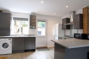 39, The Avenue, Brighton BN2 4GF