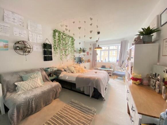 BEDROOM TWO