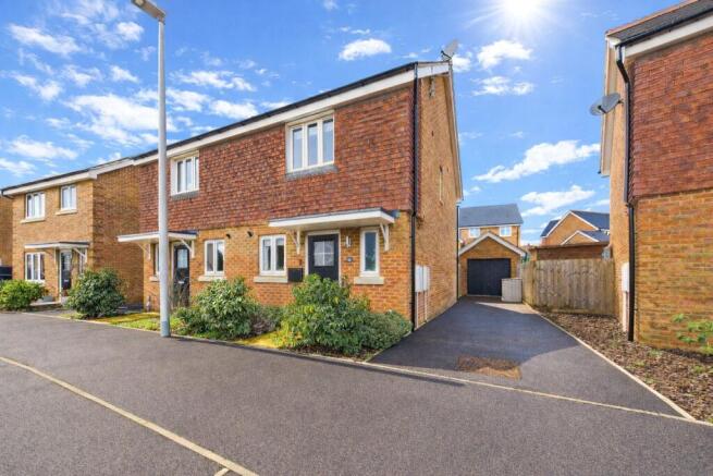 2-bed semi-detached on Shepherd Road, Shinfield, Reading, Berkshire, RG2, £400,000