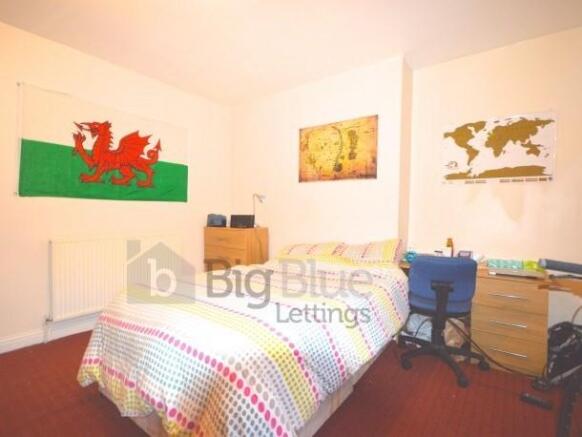 8 bed Terraced to rent Image 10