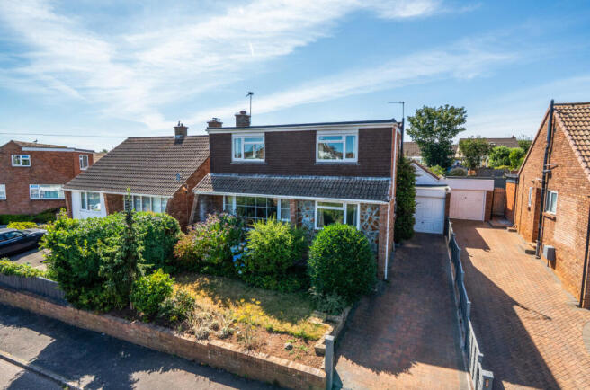 1484428-1-6a46c14...