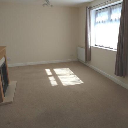Lounge-Dining Room