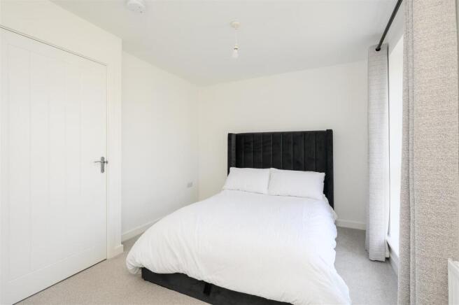 2 bed Terraced for sale Image 6