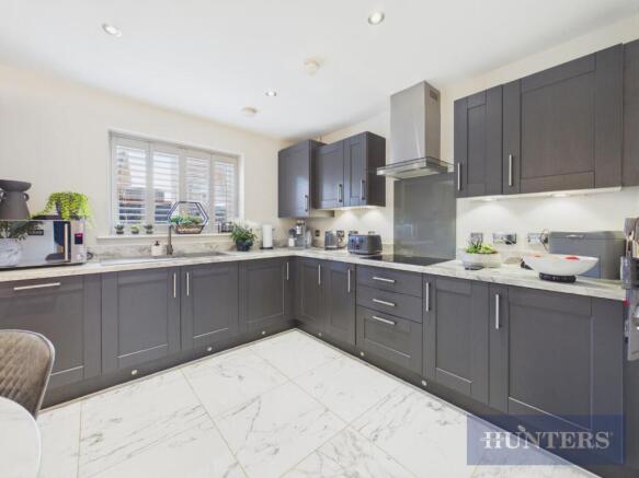 3 bed Semi-Detached for sale Image 5