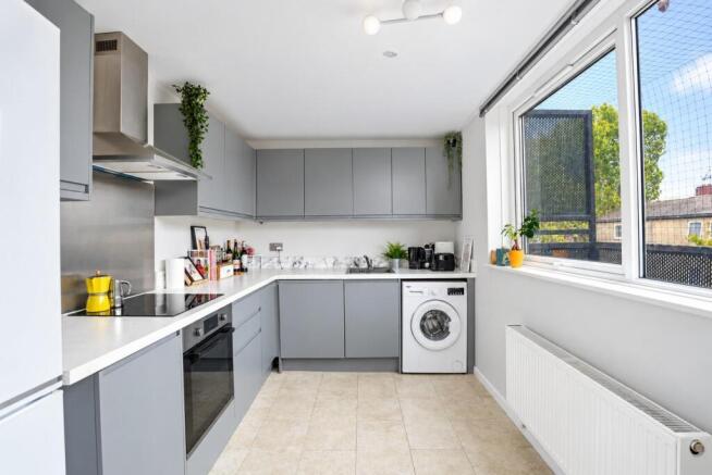 kitchen 1.jpg