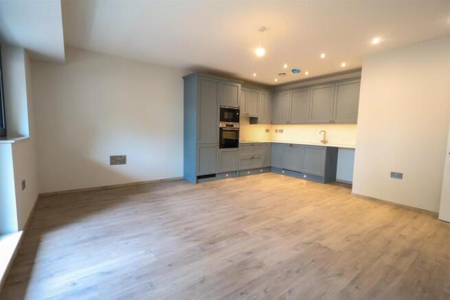 Open plan Lounge/Kitchen