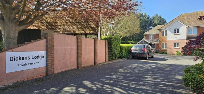 Wealdhurst Park, Broadstairs photo 4