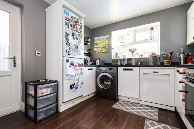 3 bed Semi-Detached for sale Image 5