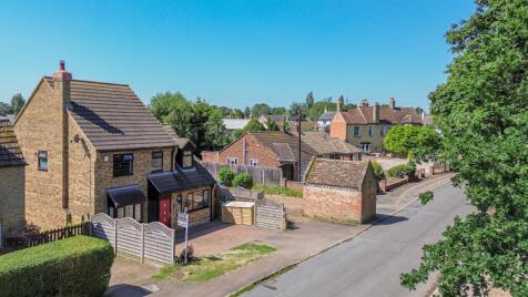 School Lane, Eaton Socon, St. Neots, Cambridgeshire, PE19 8HN