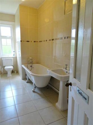BATHROOM: