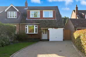 Paston, Hay Green Lane, Hook End CM15 0NX