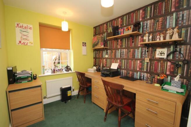 Photo 10