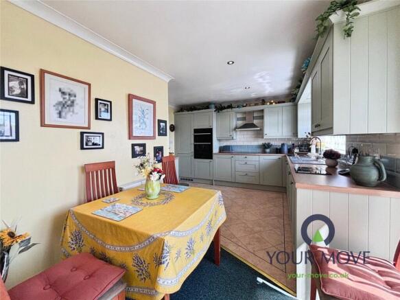 2 bed Bungalow for sale Image 7