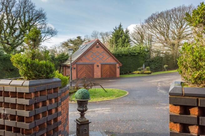 Double Garage