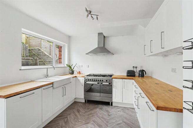 Berry Road, Braunton, Devon, EX33 photo 4