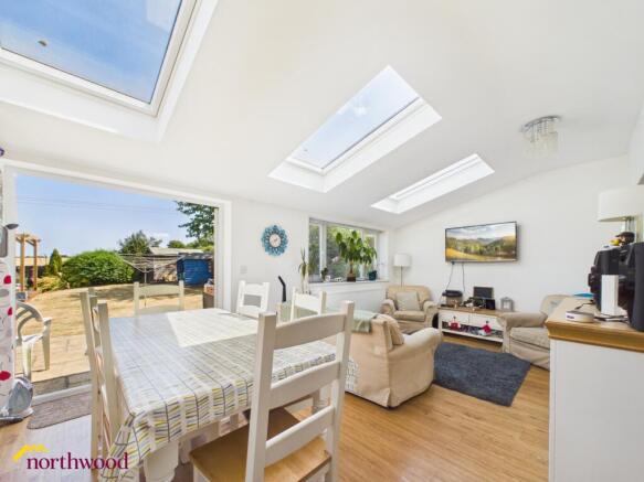 Danvers Road, Broughton, OX15 photo 4