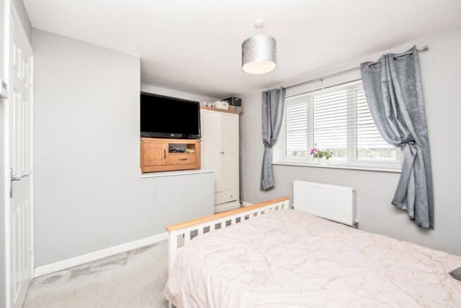 2 bed Semi-Detached for sale Image 9