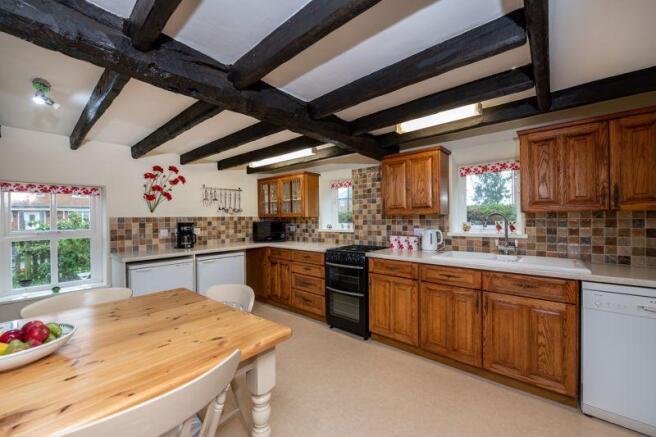Dining kitchen