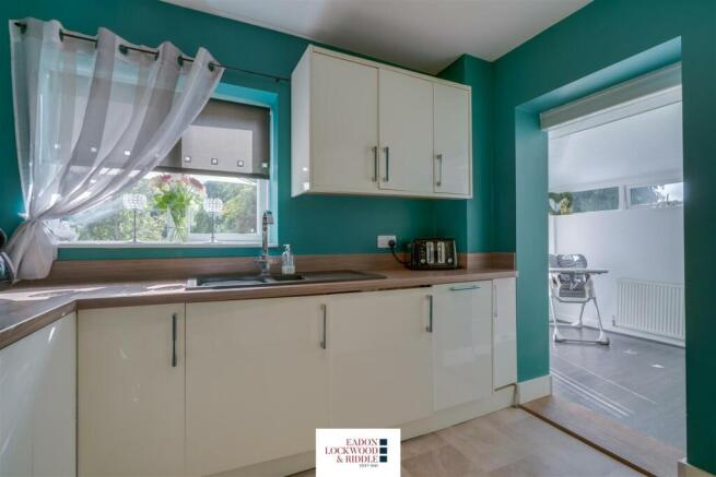 Kitchen  2.jpg