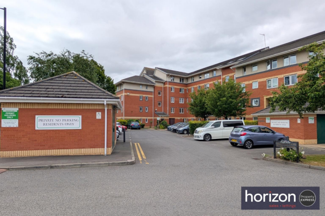 2 bed Apartment for sale Image 11