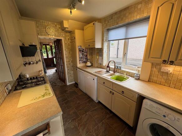 3 bed Semi-Detached for sale Image 7