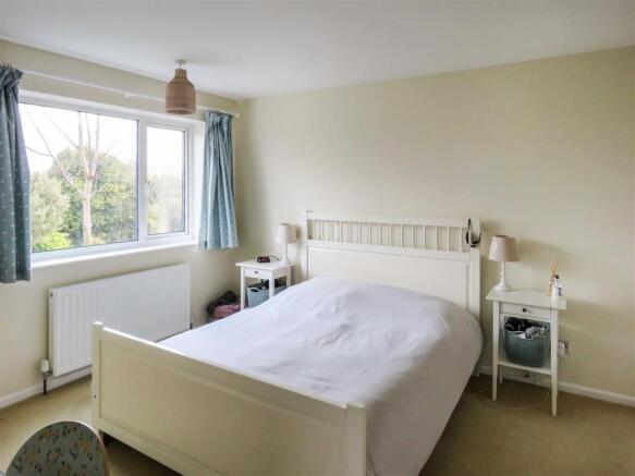 Bedroom 2.JPG