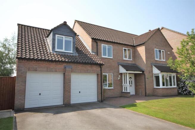 DOUBLE GARAGE