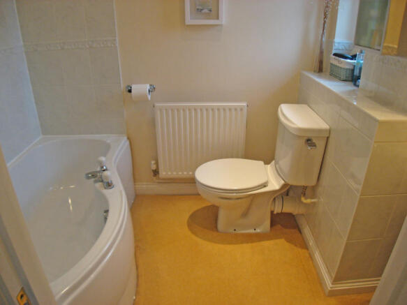 En-suite bathroom