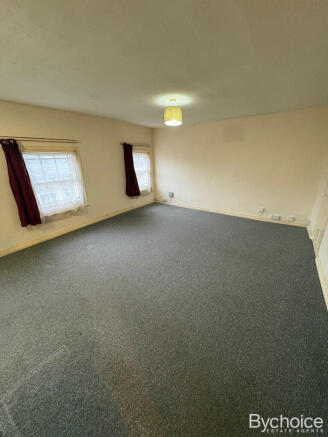 Living room 13b.jpeg