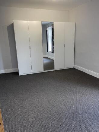 3 bed Not Specified to rent Image 10