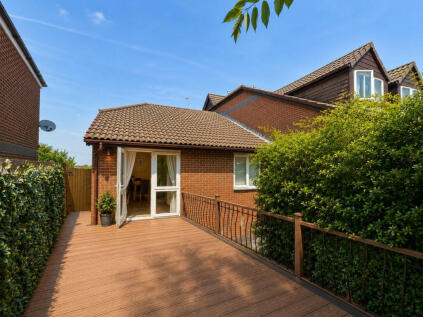 Richfield Road, Bushey Heath, WD23