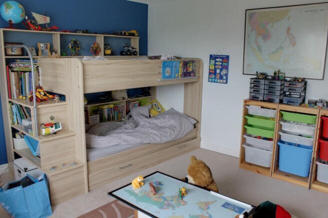 Bedroom 2 (Double)