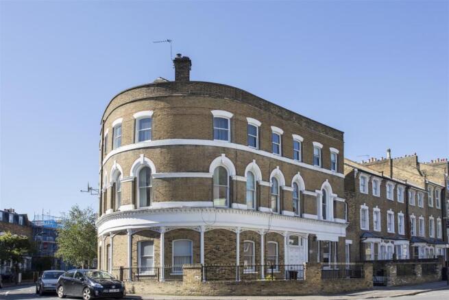 Amhurst Road (18).jpg