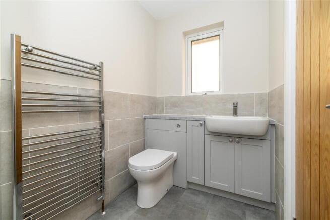 3 bed Detached Bungalow for sale Image 11