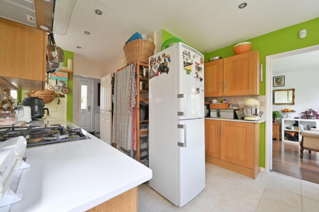 Tibbs Hill Road, Watford, Abbots Langley, WD5 photo 4