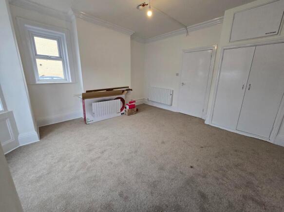 Flat to rent Image 5