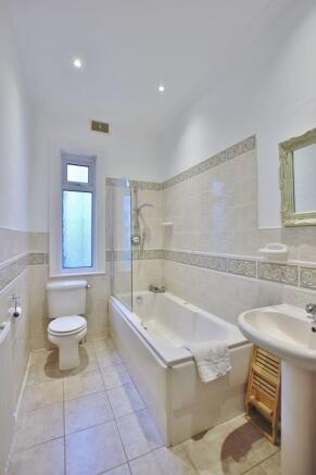Photo 46