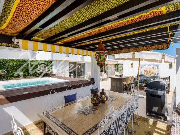 Vilamoura Marina 4+1 Bed Penthouse Apartment For Sale (18)