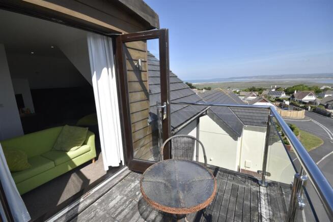 Bed 1 balcony.JPG