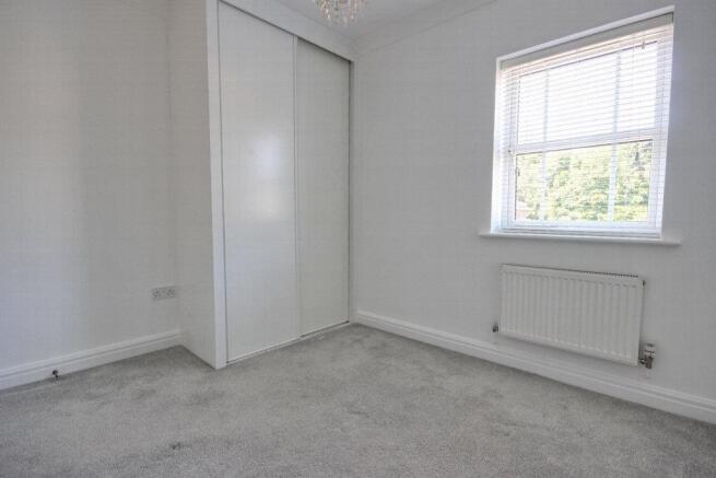 3 bed House to rent Image 11